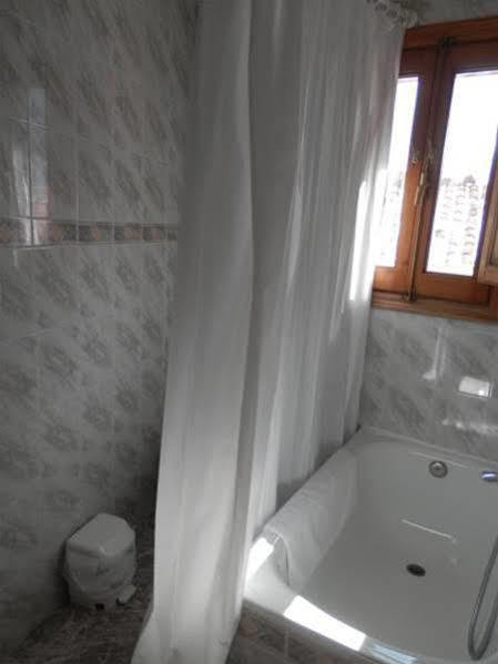 Hostal El Portalico Linares de Mora Eksteriør billede