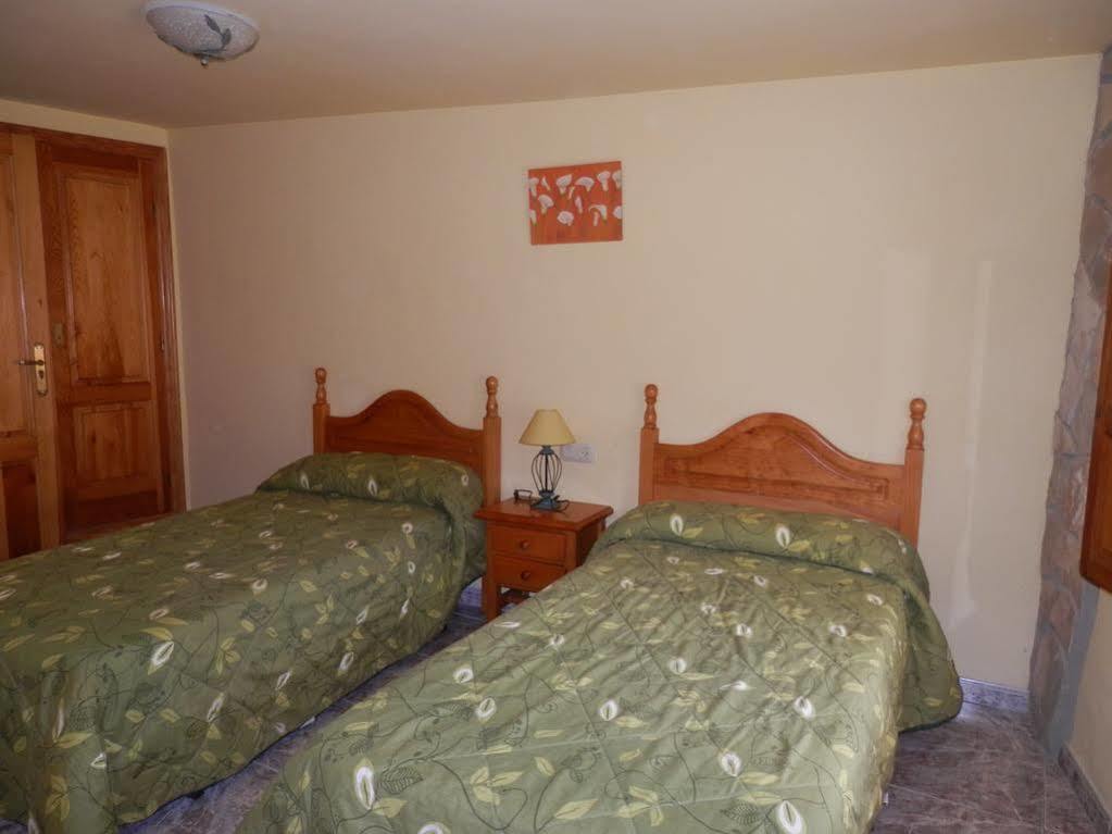 Hostal El Portalico Linares de Mora Eksteriør billede