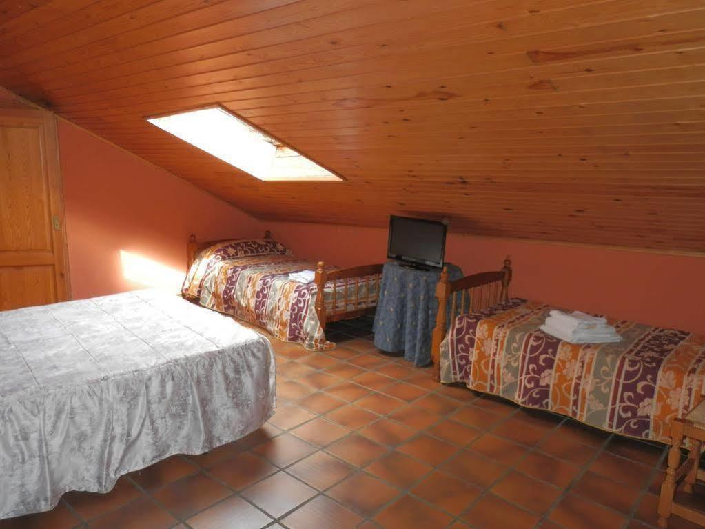 Hostal El Portalico Linares de Mora Eksteriør billede