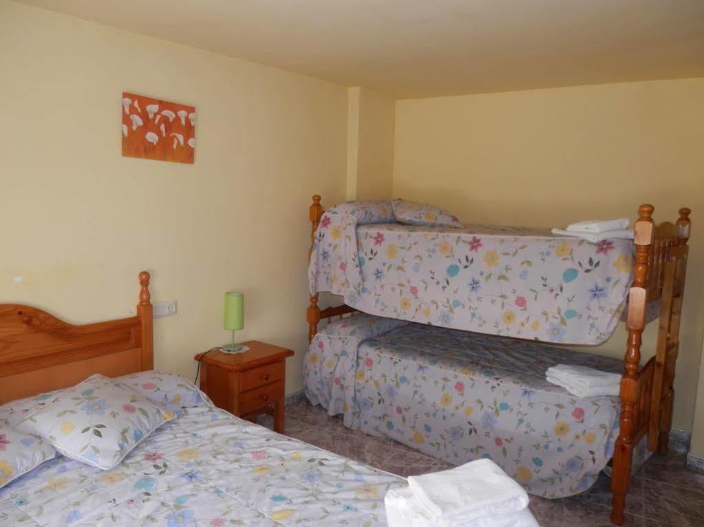 Hostal El Portalico Linares de Mora Eksteriør billede
