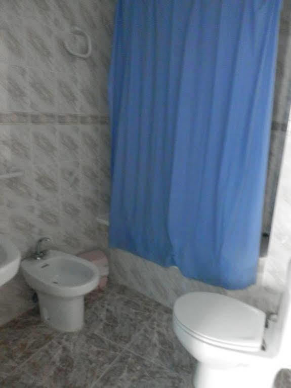 Hostal El Portalico Linares de Mora Eksteriør billede